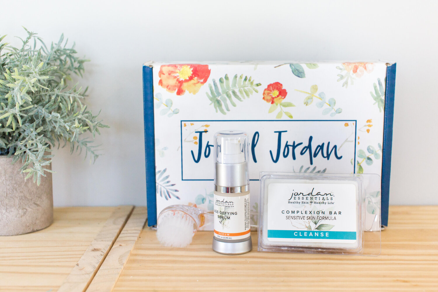 JE-ComplexionBar-Horizontal copy.jpg